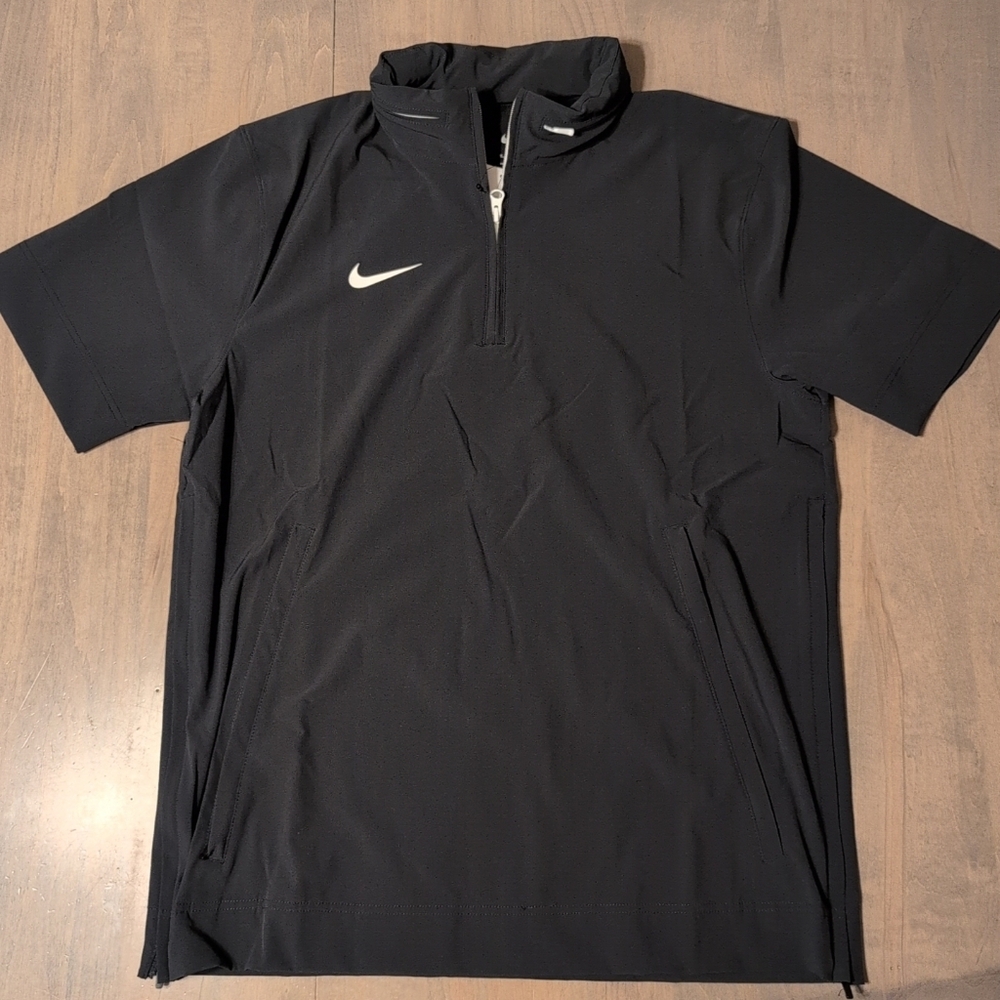 NWT! Men's Nike Black SS Football Lightweight Coach Jacket Size M FJ9548-010